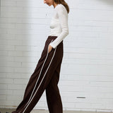 ENA PELLY - Parker Track Pant - Chocolate
