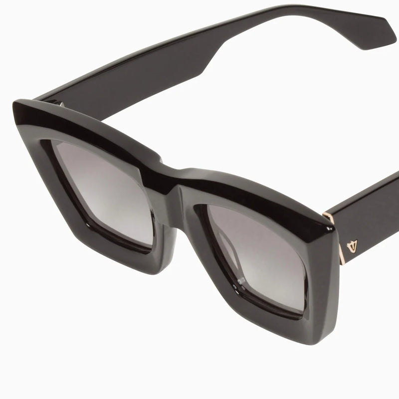 Valley Eyewear - Soho - Gloss Black / Black Gradient Lense