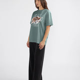 ENA PELLY - Jessie Oversized Tee Tigers Eye - Washed Dark Sage Green