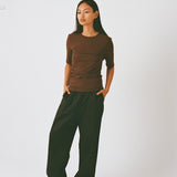 COMMONPLACE ESSENTIALS - Ruched SS Tee - Choc