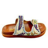 DE SIENA - Meadow Beads Fussbett - Off White