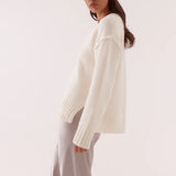 SOVERE / - Lane Plunge Sweater - Cream