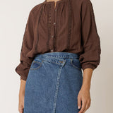 INDI & COLD - Camisa - Chocolate