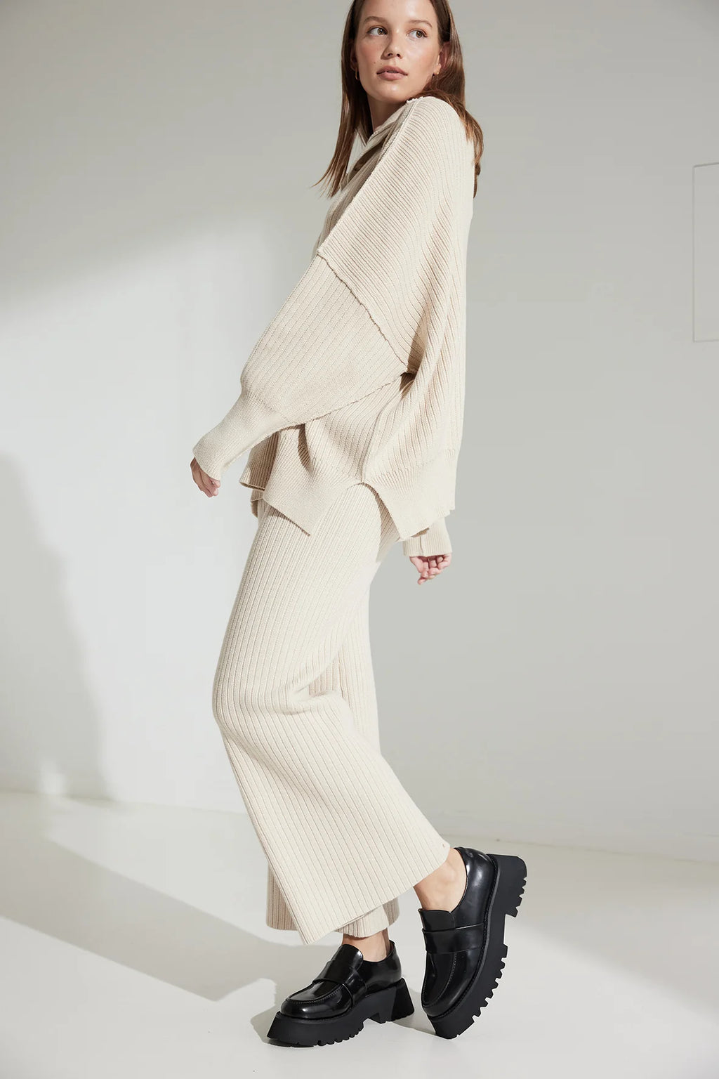 ARCAA - Margo Button Up Sweater - Sand