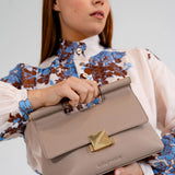 ARLINGTON MILNE - Payton Handbag - Fawn