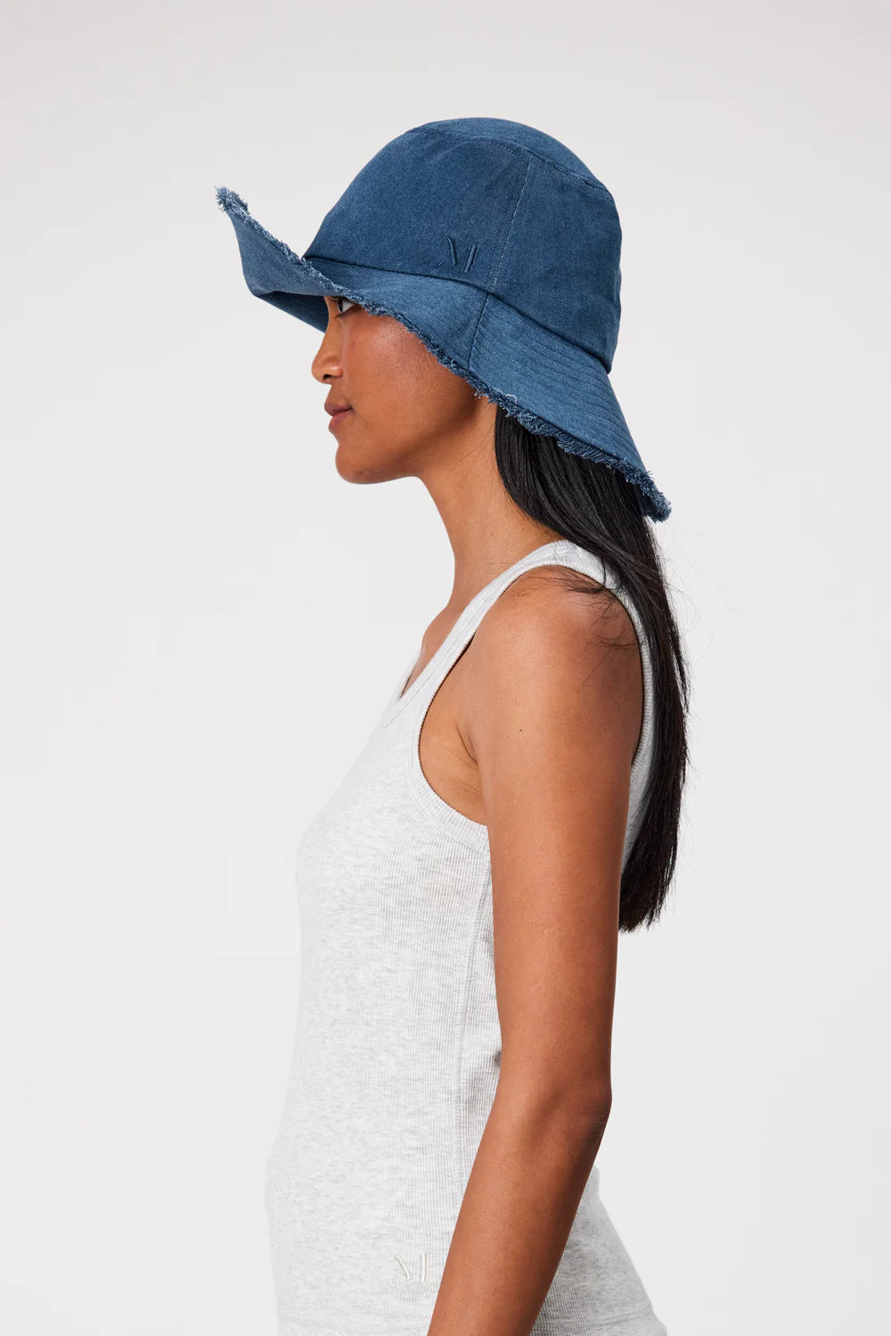 Marlow - Linen Bucket Hat - Chambray