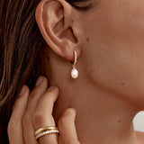 BY CHARLOTTE - Love With Grace Lab Grown Diamond Pearl Hoop | Gold