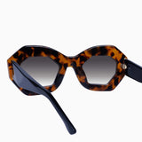 VALLEY EYEWEAR - Opera - Honey Tort / Black Temple w. Gold Metal / Black Gradient Lens