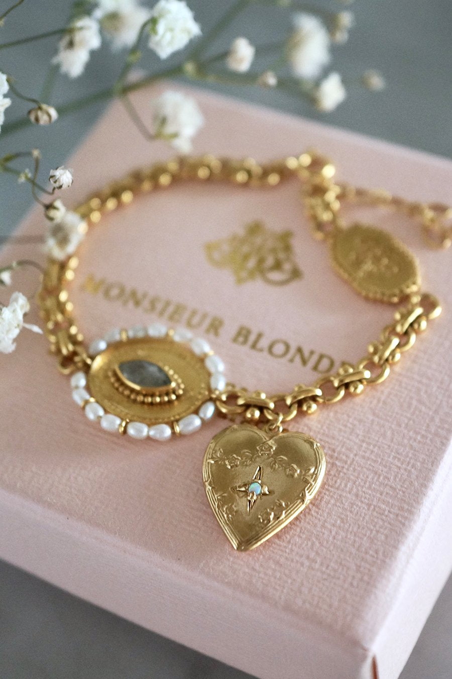 Monsieur Blonde - Winter Heart Bracelet