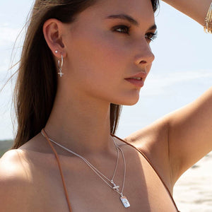 Murkani - Medium Clover Hoop Earrings - Sterling Silver