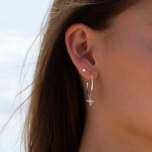 Murkani - Medium Clover Hoop Earrings - Sterling Silver