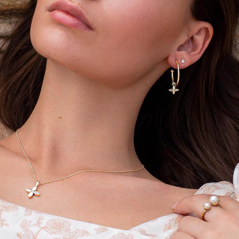 Murkani - Medium Clover Hoops - Gold